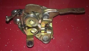 CERRADURA DELANTERA DERECHA PARA SEAT 124, NUEVO - Picture 1 of 1