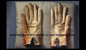 Abraham Lincoln Gloves PHOTO Death Assassination Civil War President Shot - Picture 1 of 1