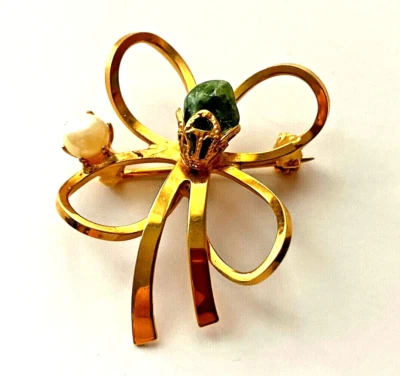 BROCHE vintage ancienne FLEUR Trèfle à 4 feuille pierre VERTE perle doré 3,6cm ! - Photo 1/4
