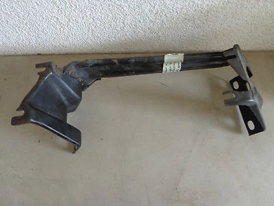 Throttle Body Bracket  89 90 91 Chrysler Maserati TC  - Image 1 of 2