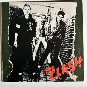 The Clash - The Clash 1977 UK Vinyl LP CBS 82000. VG+/VG - Picture 1 of 10