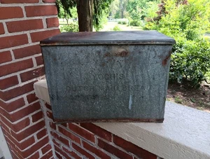 VINTAGE YOCH'S DUTCH MAID BREAD BOX GALVANIZED PORCH BOX ADVERTISING - Picture 1 of 6