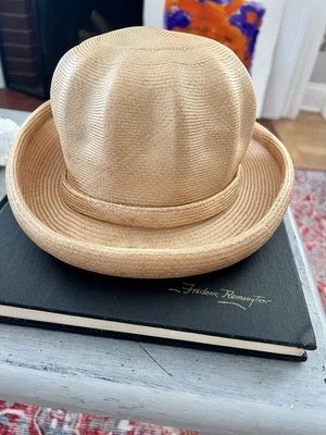 Rare Vintage Straw Cloche Hat By Emm & Co for Móntaldo’s - RARE - 1920s or 30s - Image 1 of 4