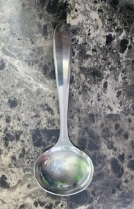VINTAGE PLAIN POINTED STAINLESS STEEL CREAM & SAUCE LADLE ๐ ๐ค๐ค - Picture 1 of 14