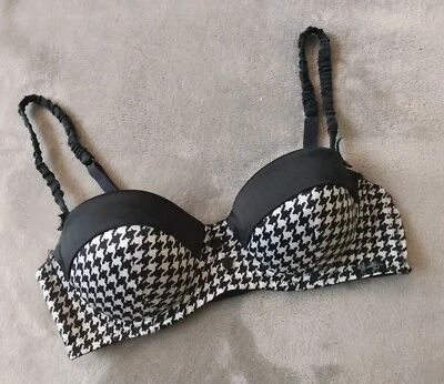 Sutiã Jessica Simpson preto e branco Gingham Balconet Demi 34B - Imagem 1 de 4