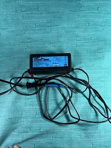 SCHUMACHER CR6 3A 6V/12V UNIVERSAL CHARGER H3 - Picture 1 of 7
