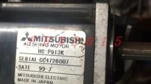 ONE USED servo motor HC-PQ13K #D2 - Bild 1 von 4