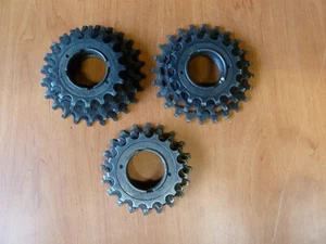 Ancien vélo lot 3 pignons roues libre 3 vitesses altes fahrrad old bike bici - Foto 1 di 8