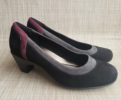 Womens EASY SPIRIT ESCARMELA Black w/ Gray Burgandy Trim Suede Heels Size 6.5W — 第 1/4 张图片