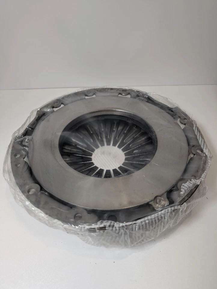 Nissan Clutch Cover For Nissan X Trail T30 2.2 dCi (2001-2013) 30210-EQ010 - Image 1 of 4