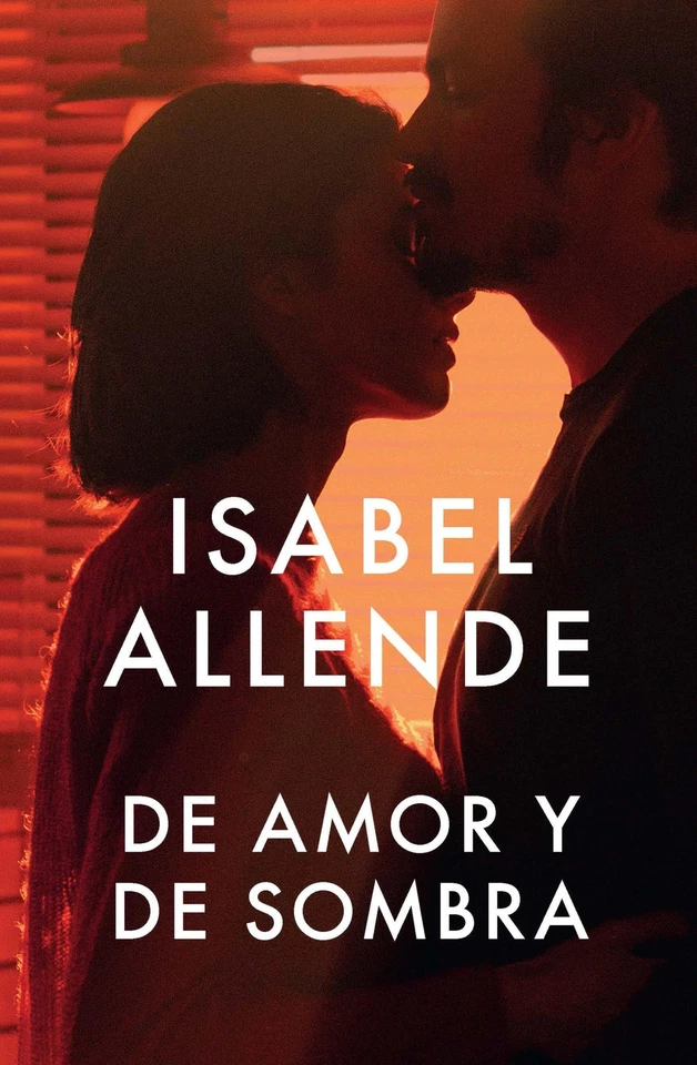 De amor y de sombra/ Of Love and Shadows (Vintage Espanol) (Spanish Edition) - Image 1 of 1