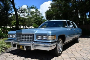 1976 Cadillac Fleetwood 1 Family Owned 53ks loaded Fuel Injected - Picture 1 of 24
