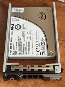 Intel S3520 800GB, Internal, 2.5 inch (SSDSC2BB800G7R) w/caddy Internal SSD DELL - Picture 1 of 3