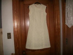 Vtg Kay Windsor PALE YELLOW MANDARIN STYLE EMBOSSED Dress Secretary~ESTATE - Picture 1 of 8