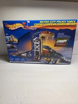 VINTAGE 2001 HOT WHEELS Metro City Police Force Playset New - Image 1 of 4