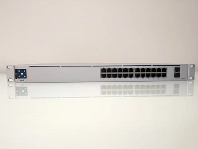 Ubiquiti Networks - UniFi - USW-24-POE - 24Ports PoE 1000Mbps Switch - Image 1 of 4