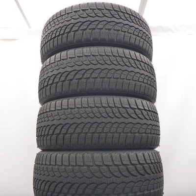 235 40 19 4 x BRIDGESTONE 235/40 R19 96V XL Blizzak LM-32 Winterrteifen 8,2-8mm - Bild 1 von 4
