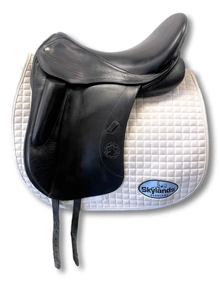 Sofá Hennig usado - tamaño 17,75"-18" silla de montar de doma negro Foto 1 de 4