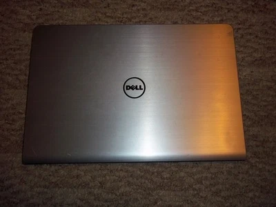 Laptop Dell Inspiron 15 5545 grande WIN 11 Foto 1 de 4