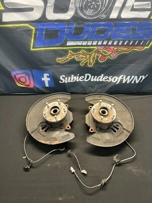 Par de conjuntos de buje delantero OEM 2015-2021 Subaru WRX STI 5x114 Foto 1 de 4