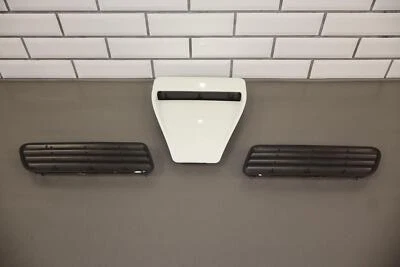 08-15 Mitsubishi Lancer Evolution SE 3 Piece Hood Scoop Set (White W37 Center) - Image 1 of 4