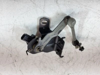 13 2014 2015 2016 2017 2018 2019 2020 LEXUS GS350 SUSPENSIÓN SENSOR DE NIVEL Foto 1 de 4