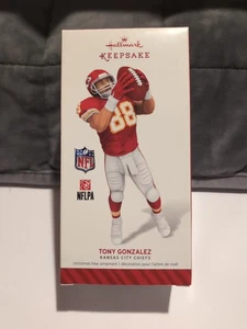 Hallmark Keepsake Ornament 2014 Tony Gonzalez Kansas City Chiefs  - Picture 1 of 4
