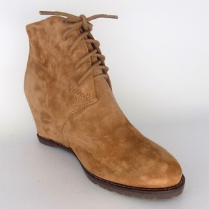 trask lia wedge bootie
