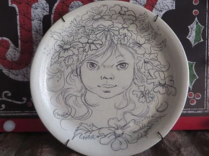 Vintage Hand Drawn Picture on Plate Signed - Picture 1 of 8
