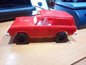VINTAGE 1970'S STROMBECKER VEGA PANEL TRUCK / VEGA WAGON MADE IN USA PLASTIC - Picture 1 of 6