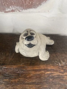 John Raya Beasties of the Kingdom SEAL RARE Figur Marked Collectible Derpy Face - Bild 1 von 7