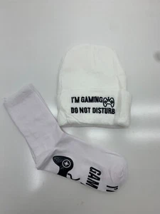 Boys White "Do Not Disturb Im Gaming" Socks and Beanie Set One Size - Picture 1 of 5
