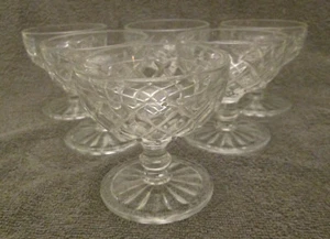 Dessertbecher mit Fuß aus geschliffenem Glas - 6er Set - Bild 1 von 6