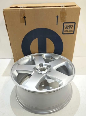 New OEM genuine Mopar 18" Alloy 5 Spoke Wheel 2008-2010 Dodge Charger 1DV24XZAAB - Image 1 of 4