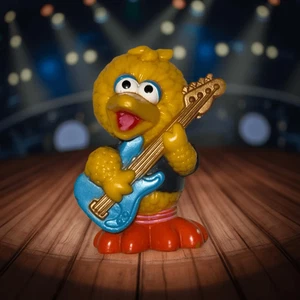 Figura de guitarra 2010 Sesame Street Workshop Big Bird tocando B21 - Imagen 1 de 6