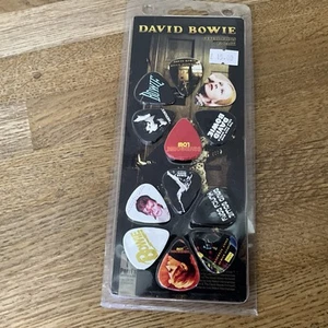 David Bowie Guitar Picks Pack Of 12 Brand New Sealed Ziggy Aladdin Sane Low - Picture 1 of 4