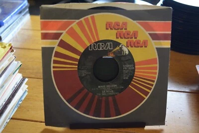 LE ROUX "THE LAST SAFE PLACE ON EARTH" 45 RPM 7" VG+ RECORD [D33-25] Foto 1 de 4