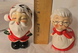 Vtg Christmas Mr Mrs Santa Claus Risque Ceramic Salt Pepper Shakers Japan - Picture 1 of 14