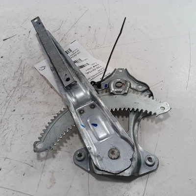 左后窗调节器轨道适用于 12 - 19 日产 Versa — 第 1/4 张图片