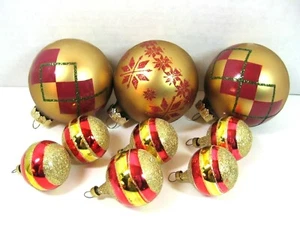 Lot of 9 - RAUCH 3 ARGYLE Christmas ORNAMENTS Vintage GOLD RED GREEN Glass Balls - Picture 1 of 11