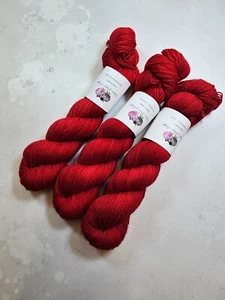 Sw Merino/Nylon Garn, Griffweise Gewicht, 100g, Weihnachtsstern - Bild 1 von 10