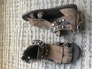 New! Ash Girls Shoes Fringed Studded Suede Moccasin Sandals Sz 27 US 10 Toddler - Picture 1 of 10