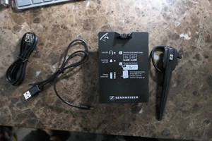 Sennheiser D 10 HS Noise Cancelling Microphone Single-Sided HEADSET w/ D 10 BS - Picture 1 of 3