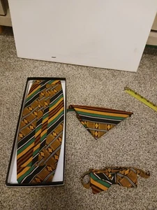 Vintage Multicolor Bow Tie Cummerbund And Hankerchief Set - Picture 1 of 6
