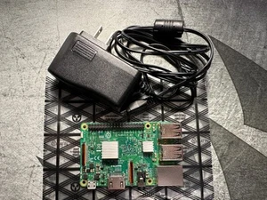 Raspberry Pi 3 Model B+ (Broadcom BCM2837, 1.2 GHz, 1 GB RAM) Single-Board... - Afbeelding 1 van 3