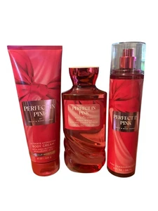 Bath & Body funziona perfettamente in rosa set 3 pezzi - Foto 1 di 1