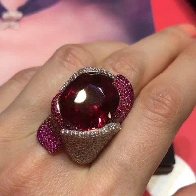 Juego Micro Pavé Blanco Circonita cúbica y Rubí Rosa con Diseño Hoja Granate Rojo Anillo Plata 935 Foto 1 de 4