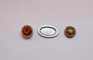 1970's Dollhouse Food/ Pewter Platter /Table Setting 1:12 Scale - Picture 1 of 3