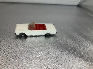 Vintage 1999 Hot Wheels 1964 Lincoln Continental Convertible - Picture 1 of 5