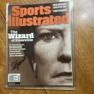 Pat Summitt firmato rivista sportiva illustrata edicola Tennessee Vols Beckett - Foto 1 di 3